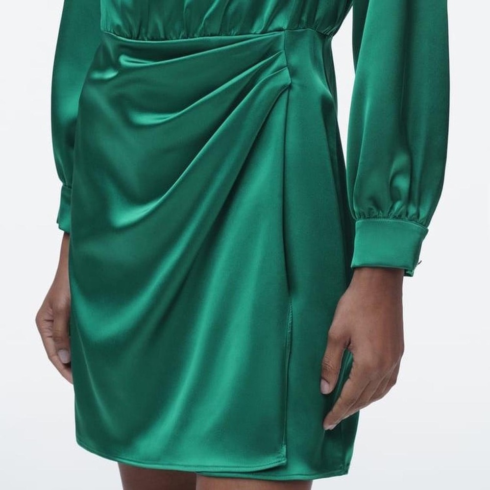 Zara Women's Green Dress - Picture 3 of 10